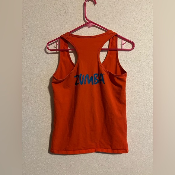 💃🏾 Set of Three Imperfect Zumba Tanks Size Large - Picture 9 of 15